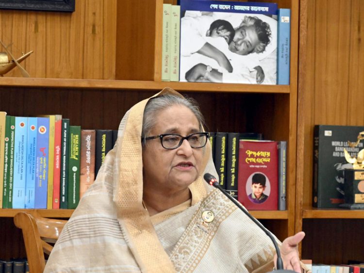 নির্বাচন পরিচালনা কমিটির সভাপতি শেখ হাসিনা, সদস্য সচিব ওবায়দুল কাদের