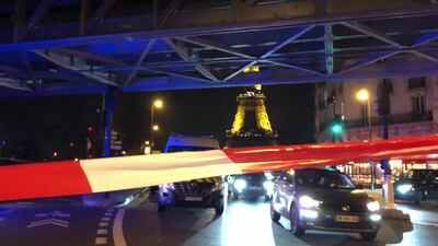 Paris attack close to Eiffel Tower leaves one dead and two injured
